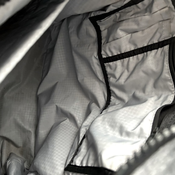 Lululemon Bag - Picture 10 of 10